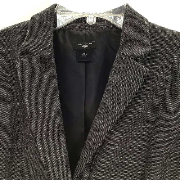 Ann Taylor Women’s Tailored One Button Blazer Jacket Career Business Size 8P - Picture 3 of 7